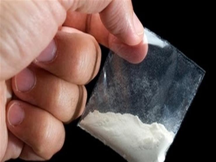 النيابة تحيل الهيروين المضبوط بحوزة محاسبين بالطالبية إلى المعمل الكيميائي النيابة تحيل الهيروين المضبوط بحوزة محاسبين بالطالبية إلى المعمل الكيميائي