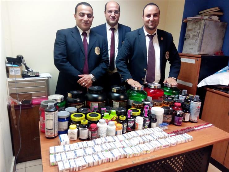 إحباط تهريب أدوية ومكملات غذائية بمطار شرم الشيخ إحباط تهريب أدوية ومكملات غذائية بمطار شرم الشيخ
