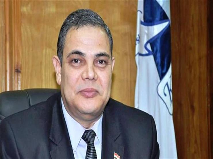 رئيس الجمهورية يعين عبد الرازق دسوقي رئيسًا لجامعة كفر الشيخ رئيس الجمهورية يعين عبد الرازق دسوقي رئيسًا لجامعة كفر الشيخ