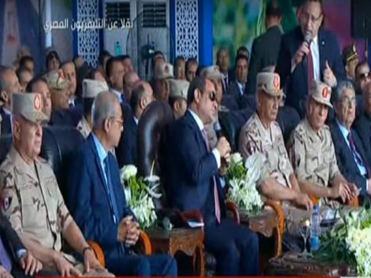 خلال الحديث عن محور المحمودية.. السيسي لمحافظ الإسكندرية: أنت لسه هتدرس؟ خلال الحديث عن محور المحمودية.. السيسي لمحافظ الإسكندرية: أنت لسه هتدرس؟