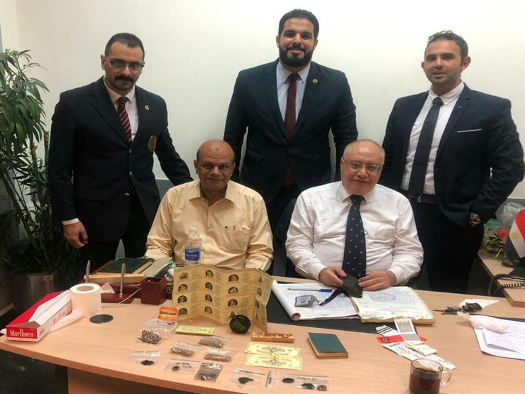 صور| ضبط كوكتيل مخدرات مع مخرج سينمائي بمطار القاهرة صور| ضبط كوكتيل مخدرات مع مخرج سينمائي بمطار القاهرة