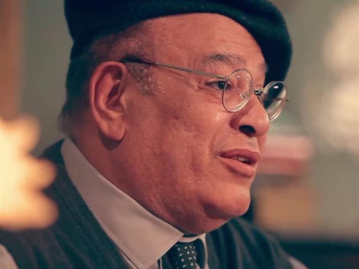 صلاح عبدالله ساخرا: "بفكر اعتزل التمثيل وإنتم تهشتجوني وتتحايلوا عليا" صلاح عبدالله ساخرا: "بفكر اعتزل التمثيل وإنتم تهشتجوني وتتحايلوا عليا"
