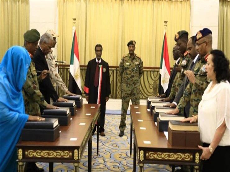 حول العالم في 24 ساعة: أعضاء المجلس السيادي السوداني يؤدون اليمين الدستورية حول العالم في 24 ساعة: أعضاء المجلس السيادي السوداني يؤدون اليمين الدستورية