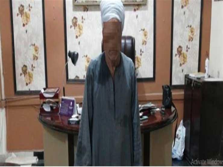 بـ 3 بنادق آليه.. ضبط عنصر إجرامي لاتجاره في الأسلحة النارية بسوهاج بـ 3 بنادق آليه.. ضبط عنصر إجرامي لاتجاره في الأسلحة النارية بسوهاج