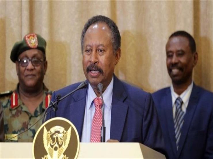 رئيس الوزراء السوداني الجديد يُنصح بـ"الابتعاد عن السياسة" رئيس الوزراء السوداني الجديد يُنصح بـ"الابتعاد عن السياسة"