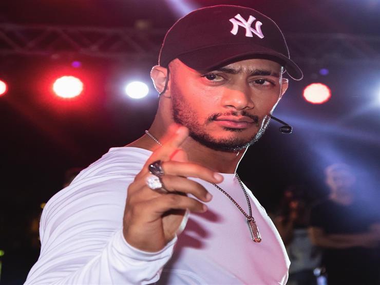 محمد رمضان يحتفل بتحقيق 2 مليار مشاهدة على قناته في "يوتيوب" محمد رمضان يحتفل بتحقيق 2 مليار مشاهدة على قناته في "يوتيوب"