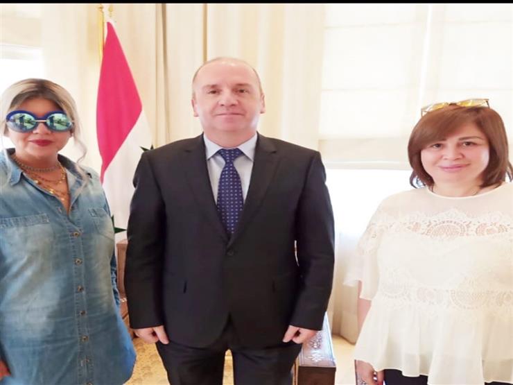 بالفيديو| إلهام شاهين وصفية العمري في افتتاح معرض دمشق الدولي بالفيديو| إلهام شاهين وصفية العمري في افتتاح معرض دمشق الدولي