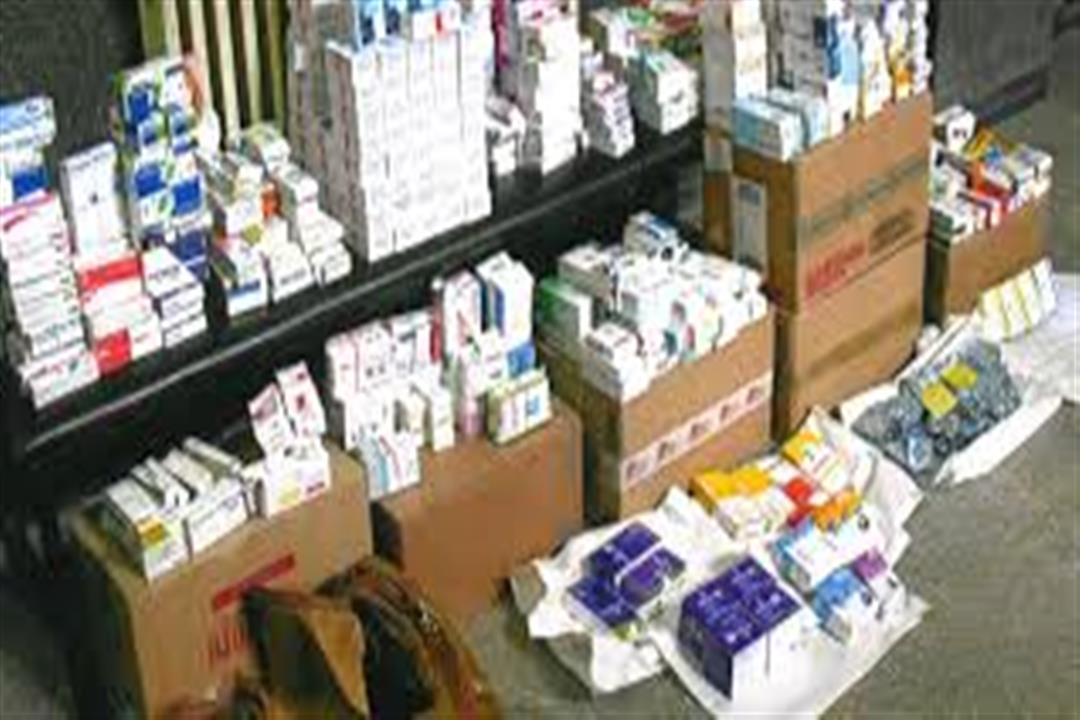 ضبط صاحب صيدلية بحوزته 11 ألف عبوة دواء مهربة جمركيا بمصر الجديدة ضبط صاحب صيدلية بحوزته 11 ألف عبوة دواء مهربة جمركيا بمصر الجديدة