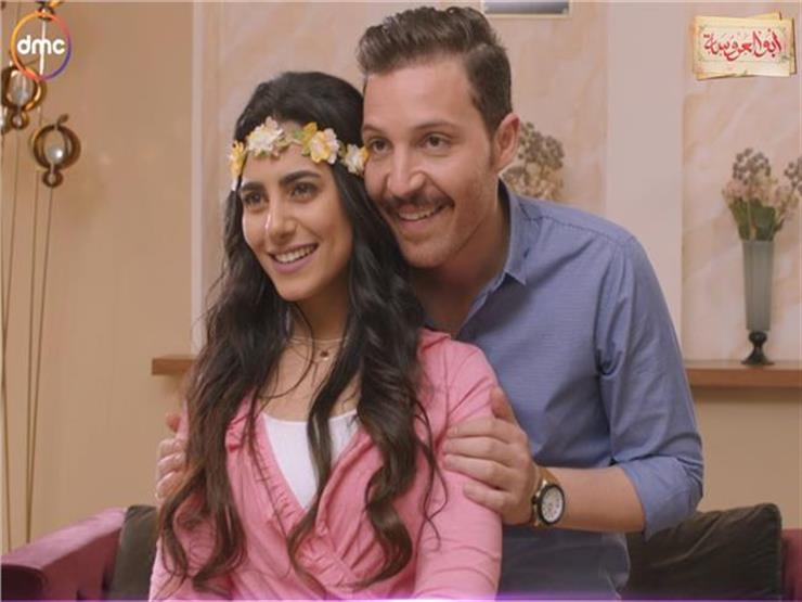 بعد خطوبتها.. محمود حجازي يهنئ العروسة ولاء الشريف بعد خطوبتها.. محمود حجازي يهنئ العروسة ولاء الشريف
