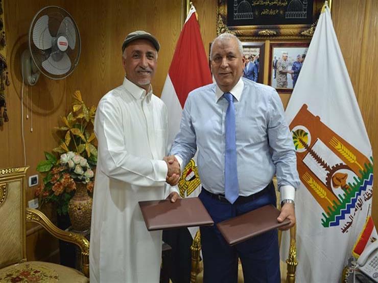 بروتوكول تعاون "إماراتي" لزراعة 10 ألاف فدان نخيل بالوادى الجديد بروتوكول تعاون "إماراتي" لزراعة 10 ألاف فدان نخيل بالوادى الجديد