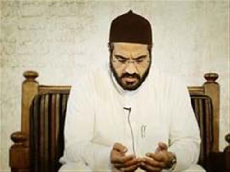 "مناجاة التخلي".. دعاء خاشع لعمرو الورداني "مناجاة التخلي".. دعاء خاشع لعمرو الورداني