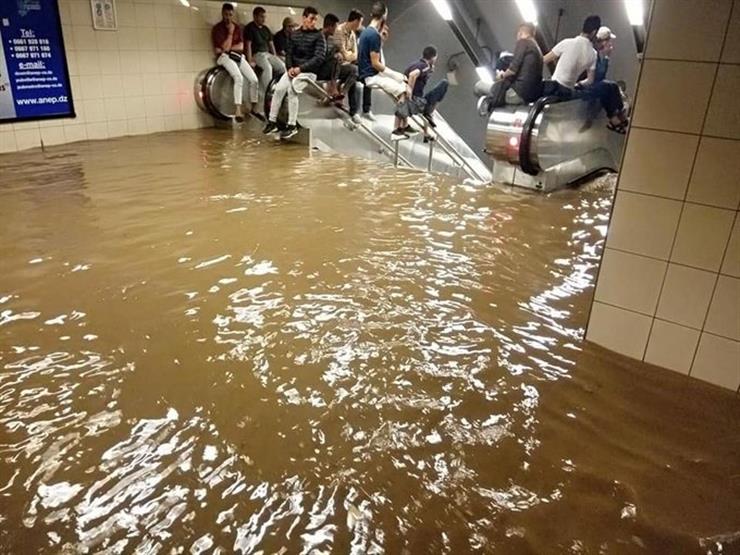 بالفيديو.. سيول جارفة بالعاصمة الجزائرية بالفيديو.. سيول جارفة بالعاصمة الجزائرية