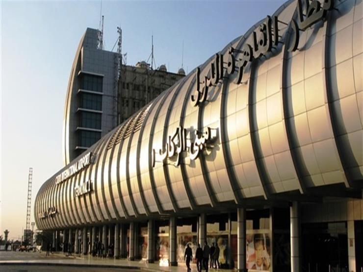 جمارك مطار القاهرة تحبط محاولة تهريب أقراص مخدرة جمارك مطار القاهرة تحبط محاولة تهريب أقراص مخدرة