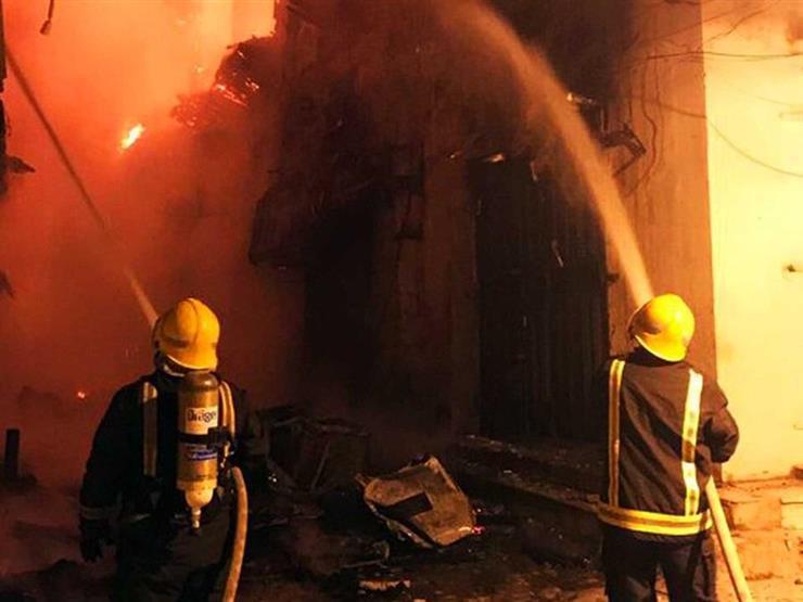 حريق يلتهم مخبز و6 "فروشات" في سوق المعمورة بالإسكندرية - فيديو حريق يلتهم مخبز و6 "فروشات" في سوق المعمورة بالإسكندرية - فيديو