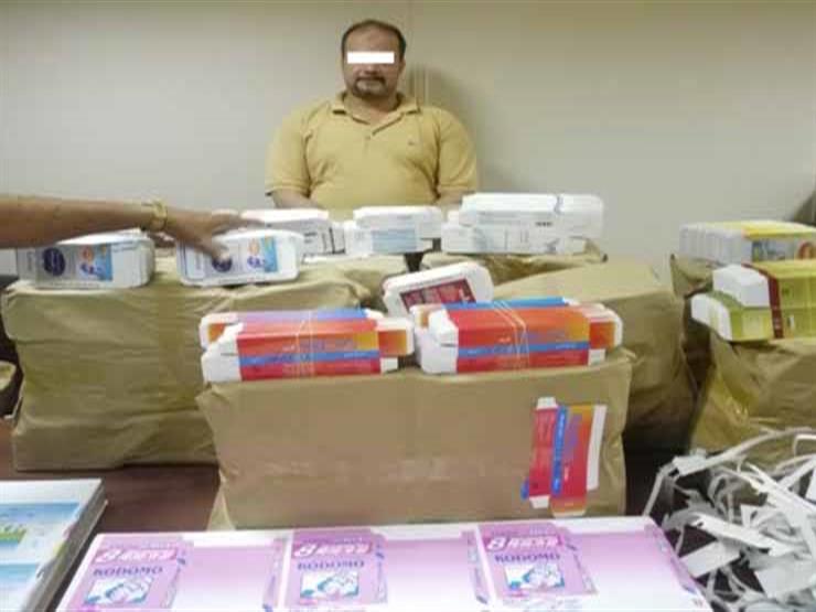 ضبط مالك مطبعة لقيامه بتقليد وترويج العلامات التجارية المقلدة في القاهرة ضبط مالك مطبعة لقيامه بتقليد وترويج العلامات التجارية المقلدة في القاهرة