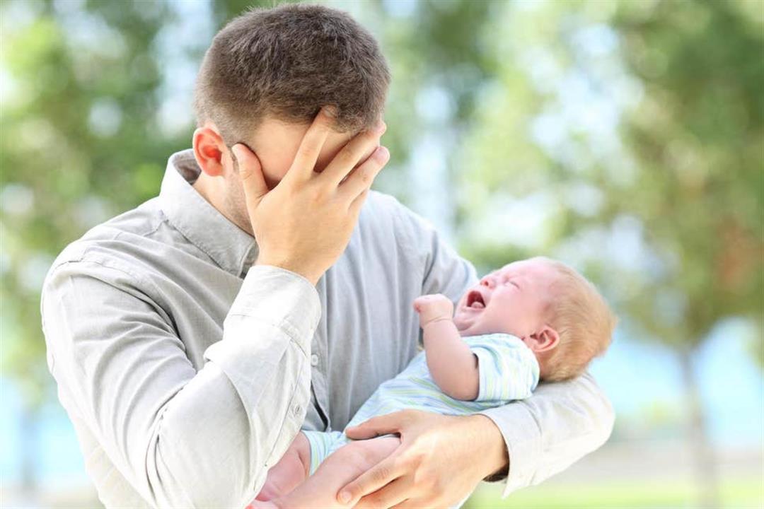 رغم دورات تربية الأطفال.. أب يروي معاناته مع اكتئاب ما بعد الولادة رغم دورات تربية الأطفال.. أب يروي معاناته مع اكتئاب ما بعد الولادة