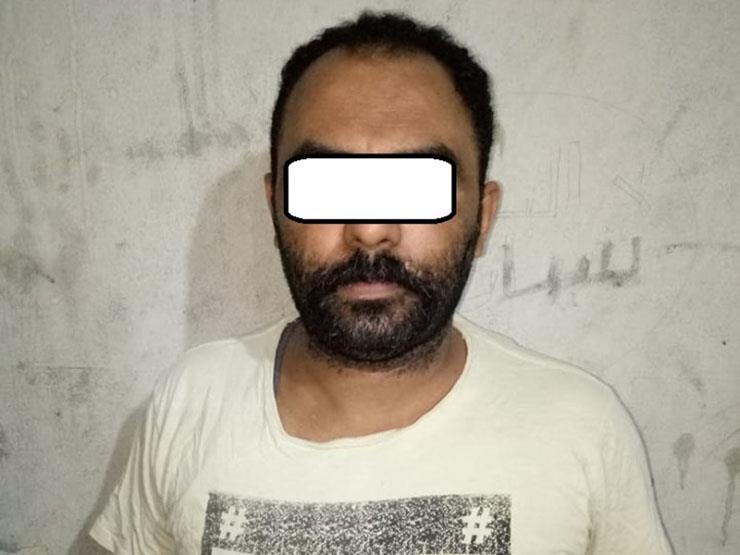 ضبط مقاول هارب من غرامات بمليون و900 ألف جنيه بحدائق القبة ضبط مقاول هارب من غرامات بمليون و900 ألف جنيه بحدائق القبة