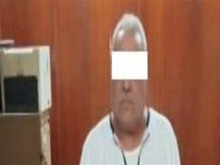 "فتح عيادة لبيع المستندات".. سقوط طبيب عين شمس المزور "فتح عيادة لبيع المستندات".. سقوط طبيب عين شمس المزور