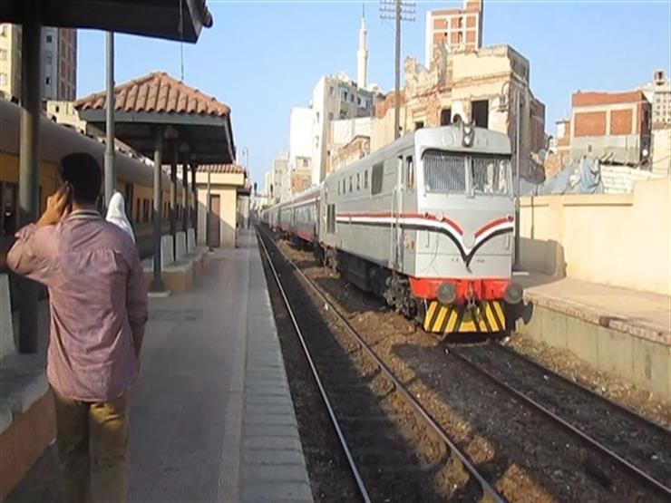 السكة الحديد: تأخر قطار "بنها - منوف" بسبب عبث راكب السكة الحديد: تأخر قطار "بنها - منوف" بسبب عبث راكب
