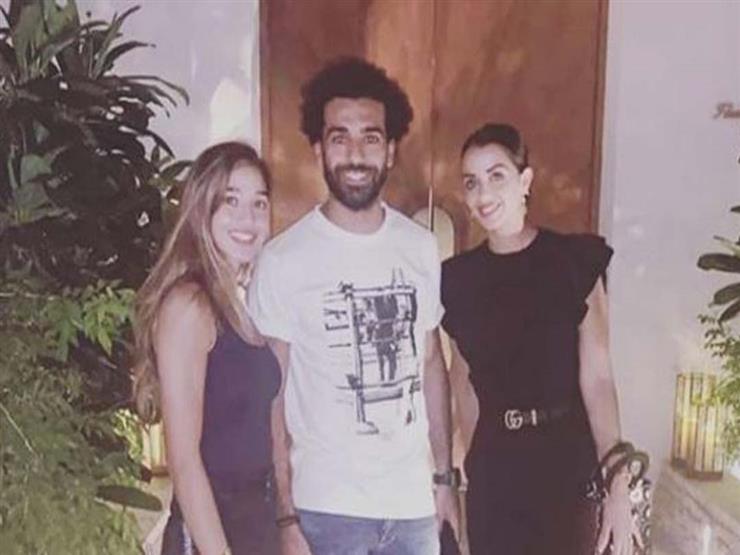 بالصدفة خلال الإجازة.. صلاح يلتقي بمسؤول برشلونة في دبي بالصدفة خلال الإجازة.. صلاح يلتقي بمسؤول برشلونة في دبي