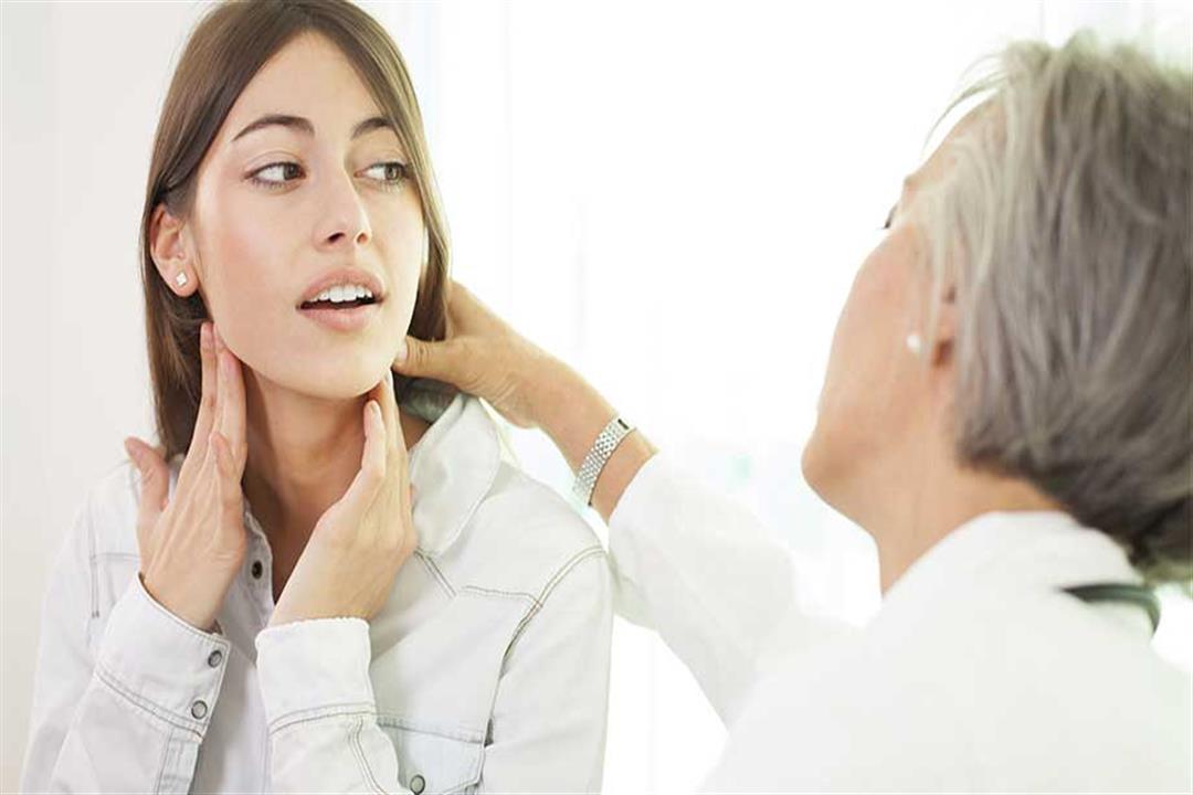 تورم طبيعي أم خطير 6 علامات تنذرك بسرطان الغدة الدرقية الكونسلتو