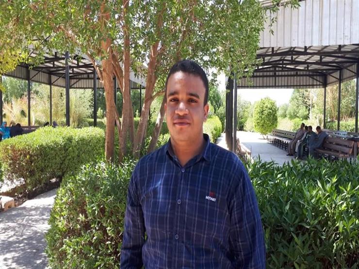 مرفوض بسبب إعاقة.. قصة طالب متفوق تنتهي بالقبول في "طب جنوب الوادي" مرفوض بسبب إعاقة.. قصة طالب متفوق تنتهي بالقبول في "طب جنوب الوادي"