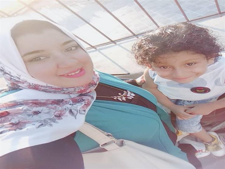 "لو عطس هيموت".. أم تتحدى ظروف ابنها: "حسن بطل.. بلاش نظرات شفقة" "لو عطس هيموت".. أم تتحدى ظروف ابنها: "حسن بطل.. بلاش نظرات شفقة"
