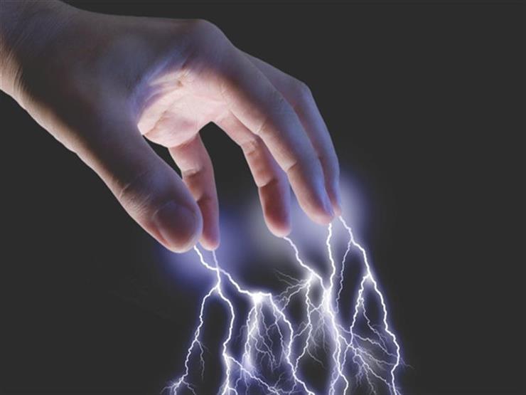 ظاهرة لا تدعو للقلق.. 5 أسباب وراء الشعور بالكهرباء في الشتاء ظاهرة لا تدعو للقلق.. 5 أسباب وراء الشعور بالكهرباء في الشتاء