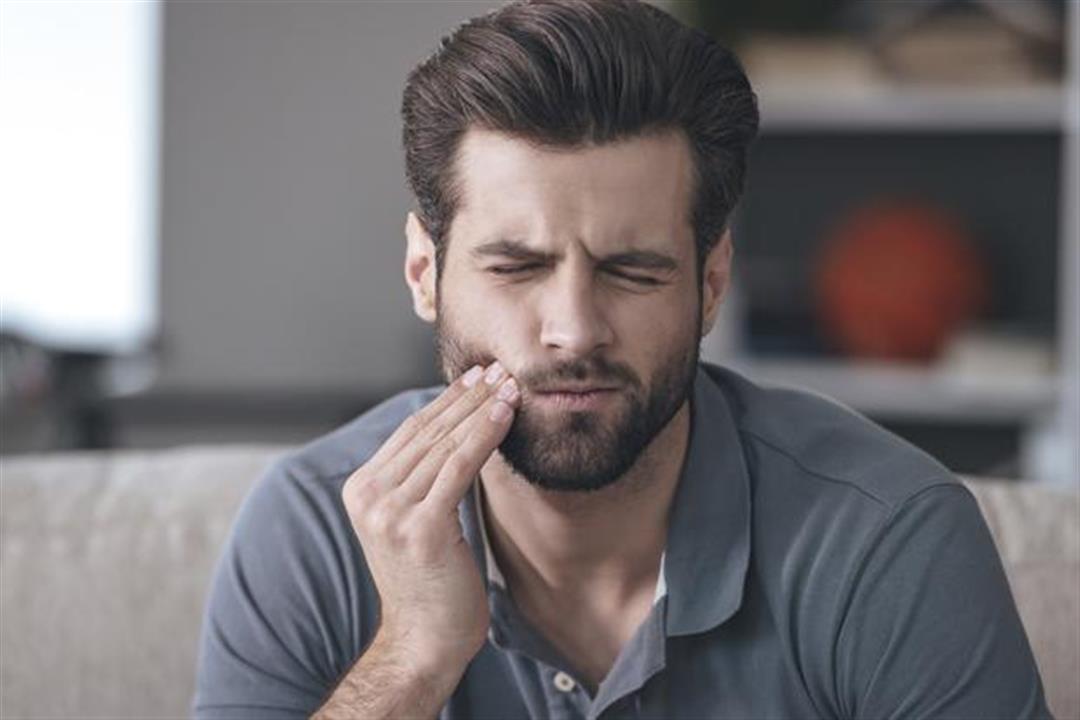 تعالج التسوس.. 5 وصفات منزلية تغنيك عن طبيب الأسنان تعالج التسوس.. 5 وصفات منزلية تغنيك عن طبيب الأسنان