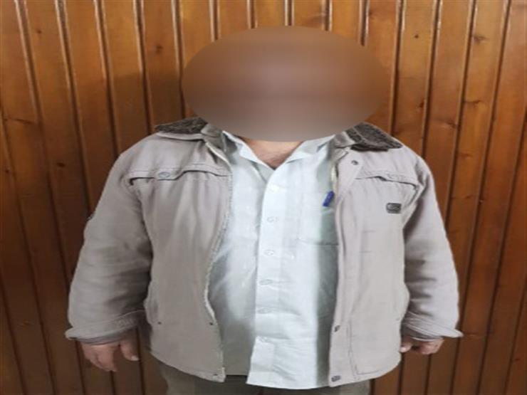القبض على محاسب استولى على أموال الشباب بزعم توفير فرص عمل بالخارج القبض على محاسب استولى على أموال الشباب بزعم توفير فرص عمل بالخارج