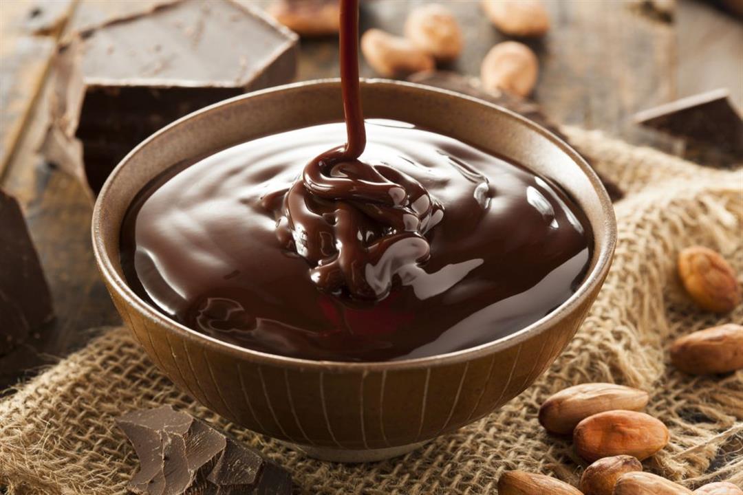 "السم في العسل".. طبيب يحذر من الشوكولاتة السائلة: تسبب تأخر البلوغ