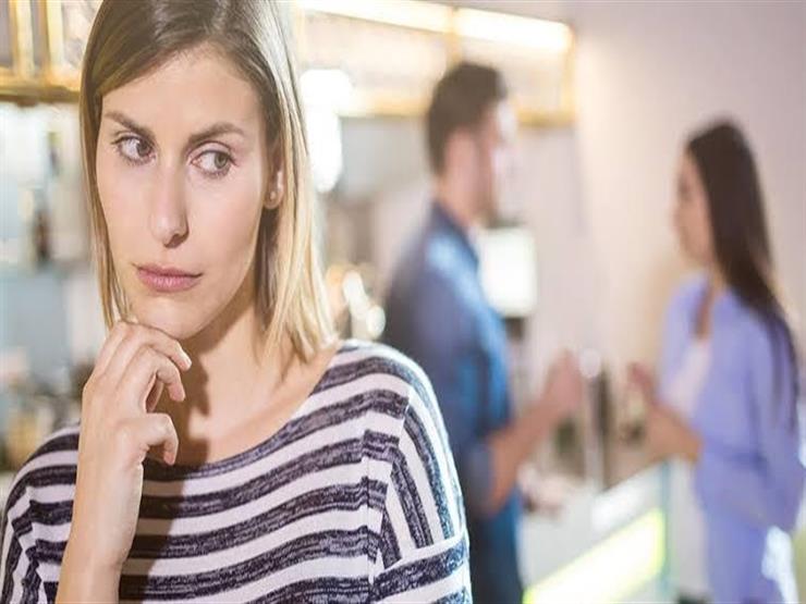 علامات تشير إلى غيرة أخت زوجك منك.. هكذا تكسبينها إلى صفك علامات تشير إلى غيرة أخت زوجك منك.. هكذا تكسبينها إلى صفك