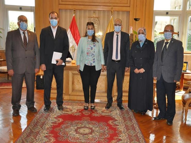 "هيئة سنتريور الأمريكية" توصي بتجديد منح شهادة الأيزو لجامعة حلوان "هيئة سنتريور الأمريكية" توصي بتجديد منح شهادة الأيزو لجامعة حلوان