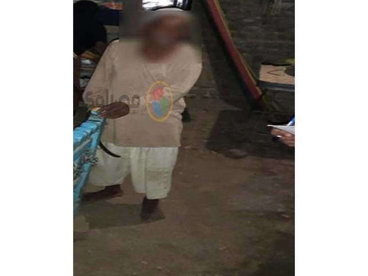 سجن وغرامة.. النطق بالحكم في واقعة "التنمر على مسن الترعة" بسوهاج سجن وغرامة.. النطق بالحكم في واقعة "التنمر على مسن الترعة" بسوهاج