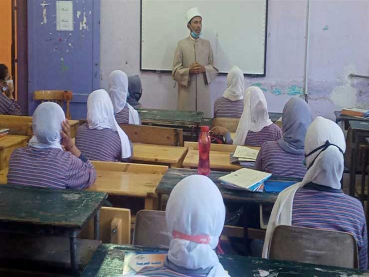 انتشار وعاظ الأزهر في مدارس ومعاهد الجمهورية انتشار وعاظ الأزهر في مدارس ومعاهد الجمهورية