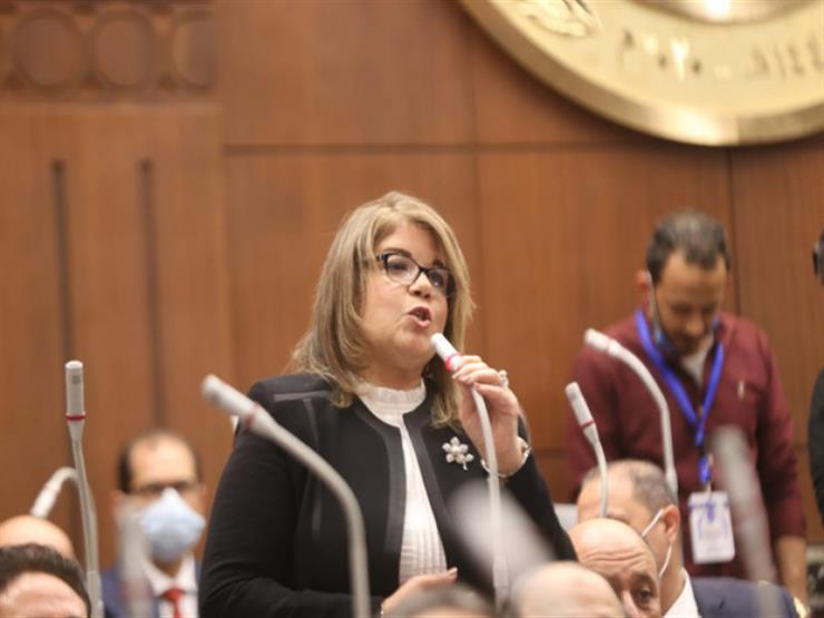 وكيلة الشيوخ بعد تسلمها الكارنيه: أتمنى أن يكون فوزي فاتحة خير على كل سيدات مصر وكيلة الشيوخ بعد تسلمها الكارنيه: أتمنى أن يكون فوزي فاتحة خير على كل سيدات مصر