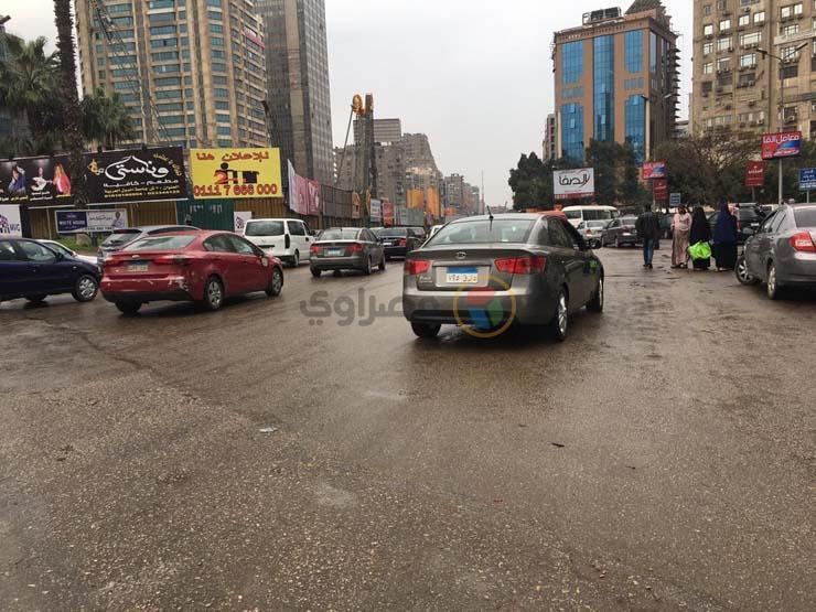 مع بدء موسم الأمطار.. كيف يمكن قيادة السيارة في هذه الأجواء دون مخاطر؟ مع بدء موسم الأمطار.. كيف يمكن قيادة السيارة في هذه الأجواء دون مخاطر؟