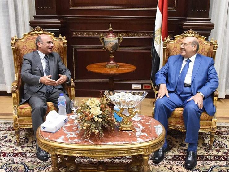 وزير العدل يهنئ رئيس مجلس الشيوخ بعد فوزه برئاسة المجلس وزير العدل يهنئ رئيس مجلس الشيوخ بعد فوزه برئاسة المجلس