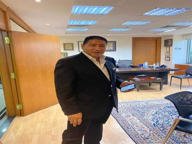 هشام عز العرب ينشر آخر صورة له في CIB ويعلق: مرتاح لكن سأفتقد الجميع هشام عز العرب ينشر آخر صورة له في CIB ويعلق: مرتاح لكن سأفتقد الجميع