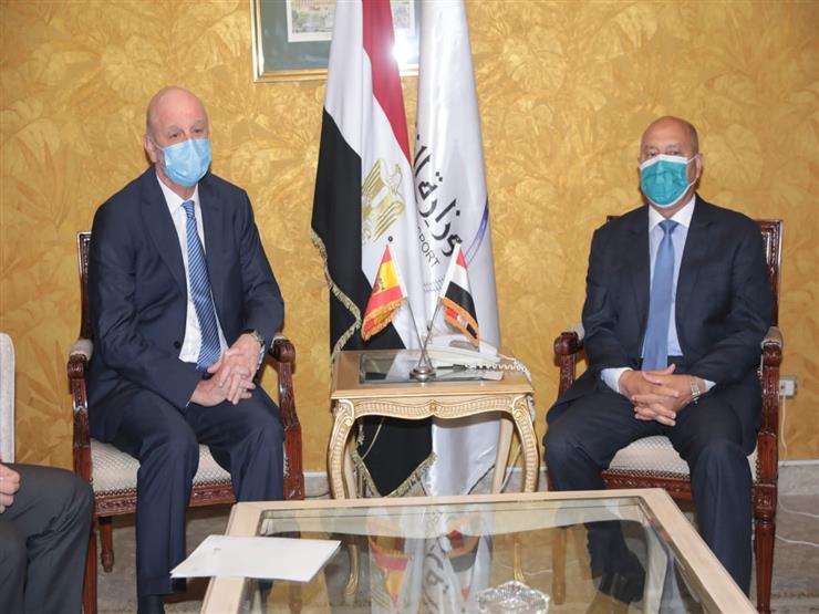 كل العربات مكيَّفة.. تفاصيل خطة "النقل" لتطوير الخطَّين الأول والثاني للمترو كل العربات مكيَّفة.. تفاصيل خطة "النقل" لتطوير الخطَّين الأول والثاني للمترو