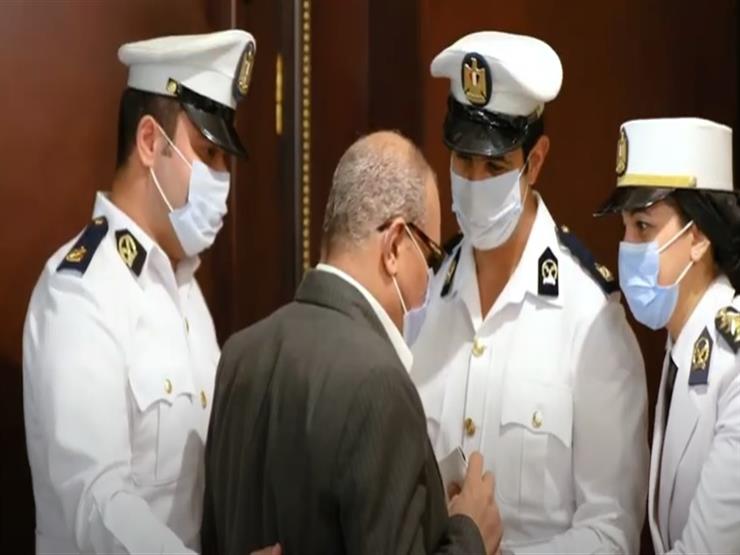 4 دقائق ترصد احتفالات الداخلية مع أصحاب العصا البيضاء في يومهم العالمي-(فيديو) 4 دقائق ترصد احتفالات الداخلية مع أصحاب العصا البيضاء في يومهم العالمي-(فيديو)