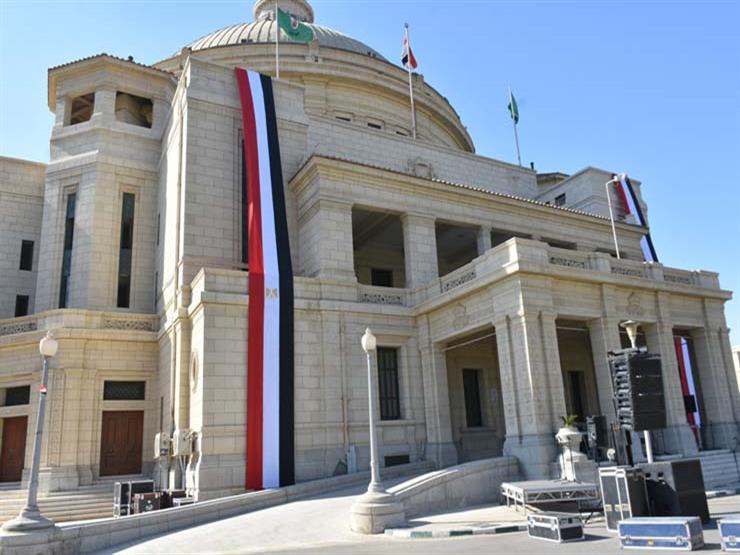 جامعة القاهرة تطلق حملة "صحتِك ثروتك" للكشف الطبي على السيدات والفتيات جامعة القاهرة تطلق حملة "صحتِك ثروتك" للكشف الطبي على السيدات والفتيات