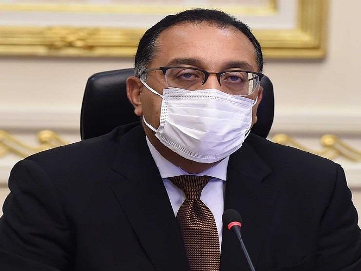 رئيس الوزراء يتفقد مصنع "إيدج" للملابس الجاهزة ببورسعيد رئيس الوزراء يتفقد مصنع "إيدج" للملابس الجاهزة ببورسعيد