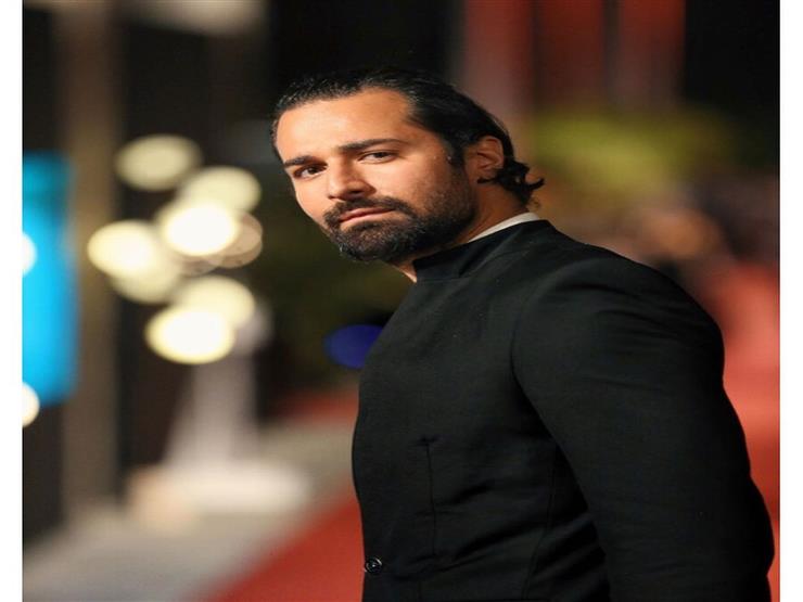 كيف علق نجوم الفن على أحدث ظهور لأحمد حاتم؟ كيف علق نجوم الفن على أحدث ظهور لأحمد حاتم؟