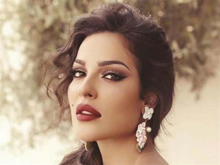 نادين نسيب نجيم توجه رسالة لأحلام في عيد ميلادها.. والأخيرة ترد نادين نسيب نجيم توجه رسالة لأحلام في عيد ميلادها.. والأخيرة ترد