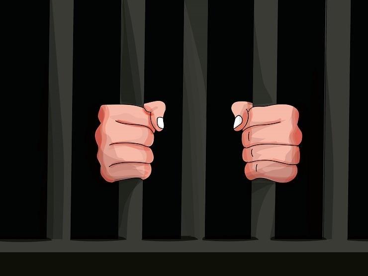 اختلس 5 ملايين جنيه.. المؤبد لرئيس جمعية الإسكان بالبنك المركزي اختلس 5 ملايين جنيه.. المؤبد لرئيس جمعية الإسكان بالبنك المركزي
