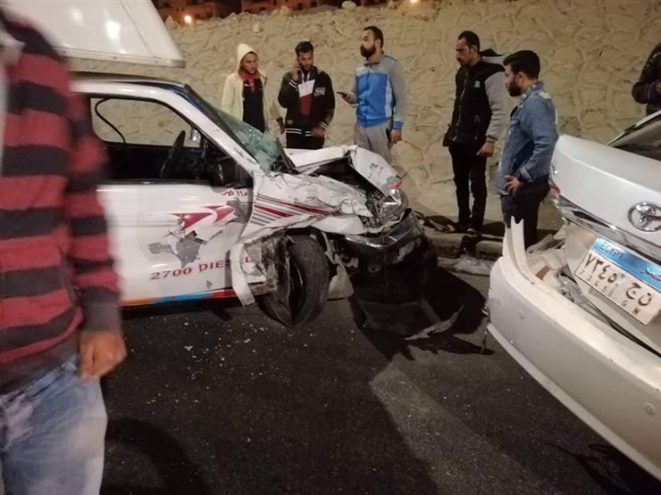 حادث تصادم سيارتين أعلى محور 26 يوليو حادث تصادم سيارتين أعلى محور 26 يوليو