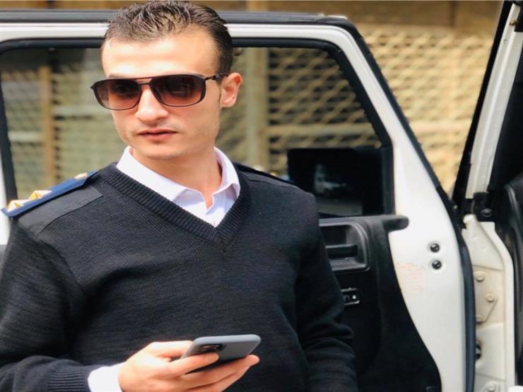 "بنحاول نرضي ربنا".. حكاية ضابط مرور بات حديث السوشيال ميديا "بنحاول نرضي ربنا".. حكاية ضابط مرور بات حديث السوشيال ميديا