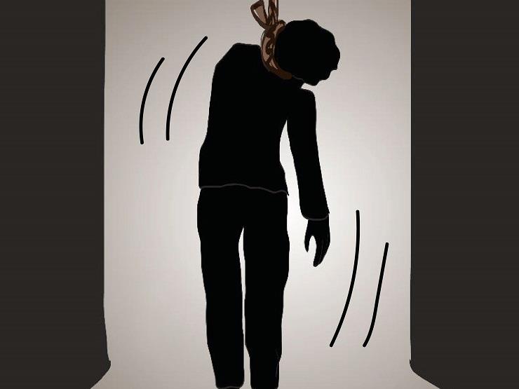 الأب مشنوق.. العثور على جثامين أسرة من 5 أفراد في منزل بالبحيرة الأب مشنوق.. العثور على جثامين أسرة من 5 أفراد في منزل بالبحيرة