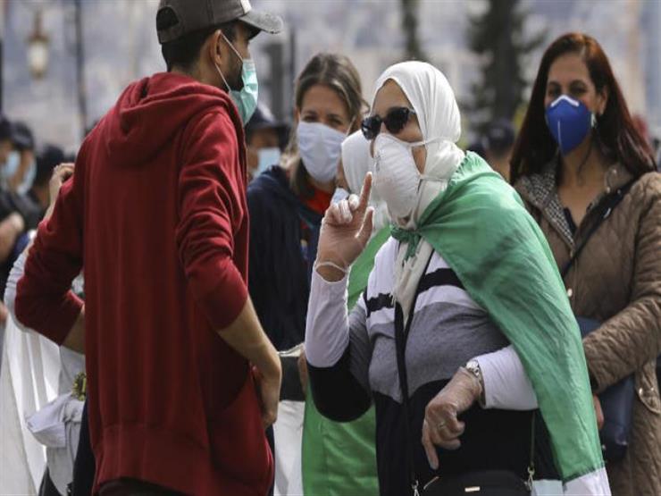 الجزائر تفرض استخدام الكمامات وعقوبات صارمة للمخالفين الجزائر تفرض استخدام الكمامات وعقوبات صارمة للمخالفين